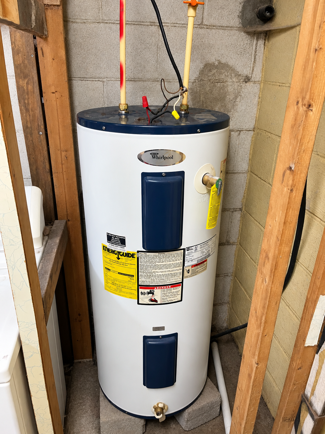 Water heater serviced by First Installations LLC in a Steubenville-area home